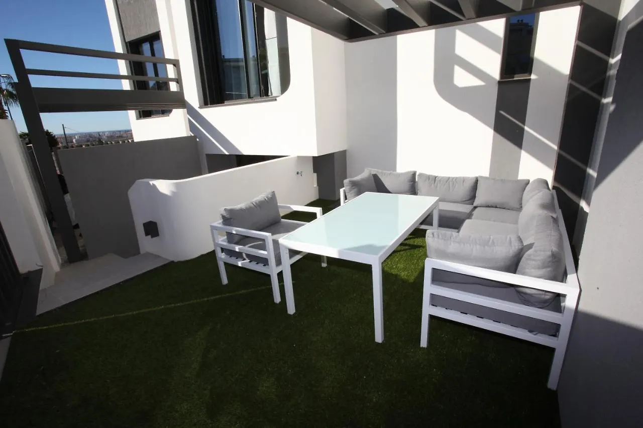 펜션 발리타드벨레즈 Casa Melocoton - Designhouse Mit Privatem Pool, Direkt Am Golfplatz 빌라